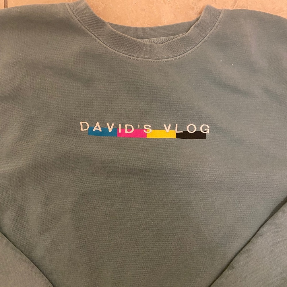 David’s vlog teal crew neck sweatshirt